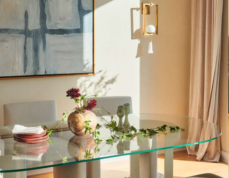 Meridian Collection Dining